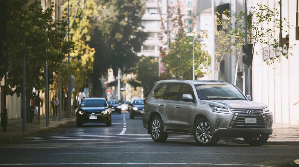 “Chạy” thuế, xe sang ồ ạt về Việt Nam